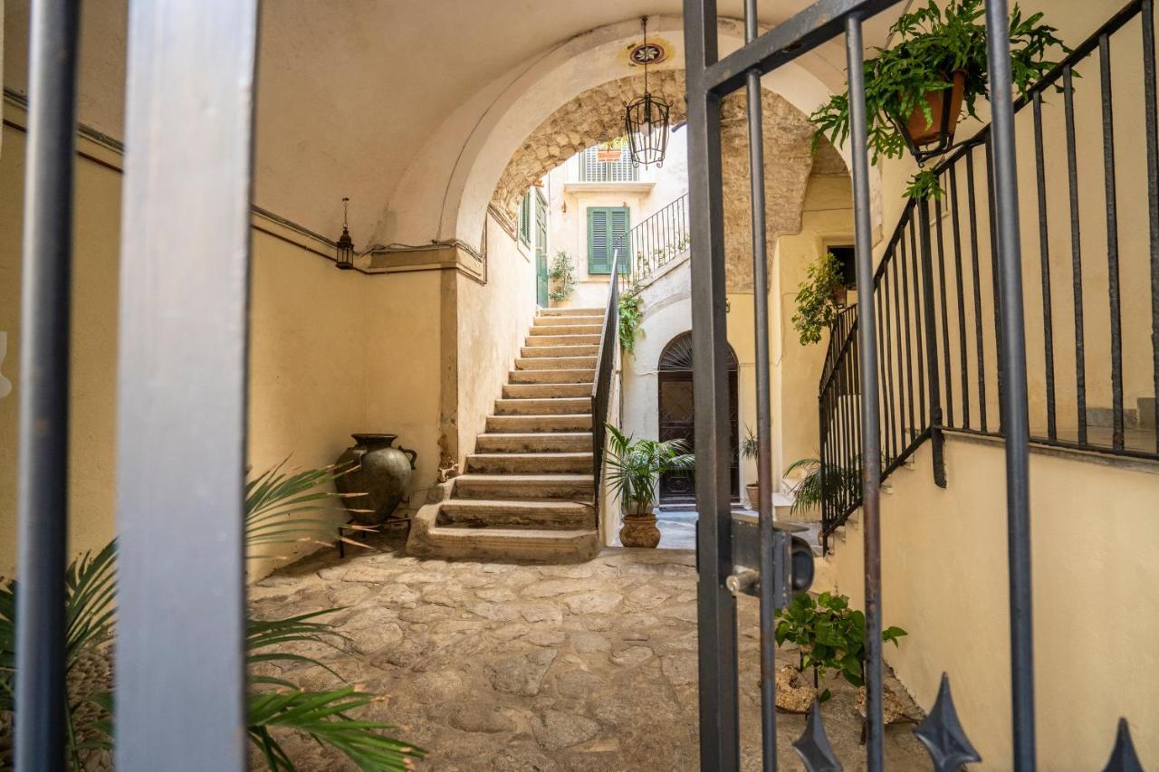La Casina Nel Centro Apartment Tropea Exterior photo