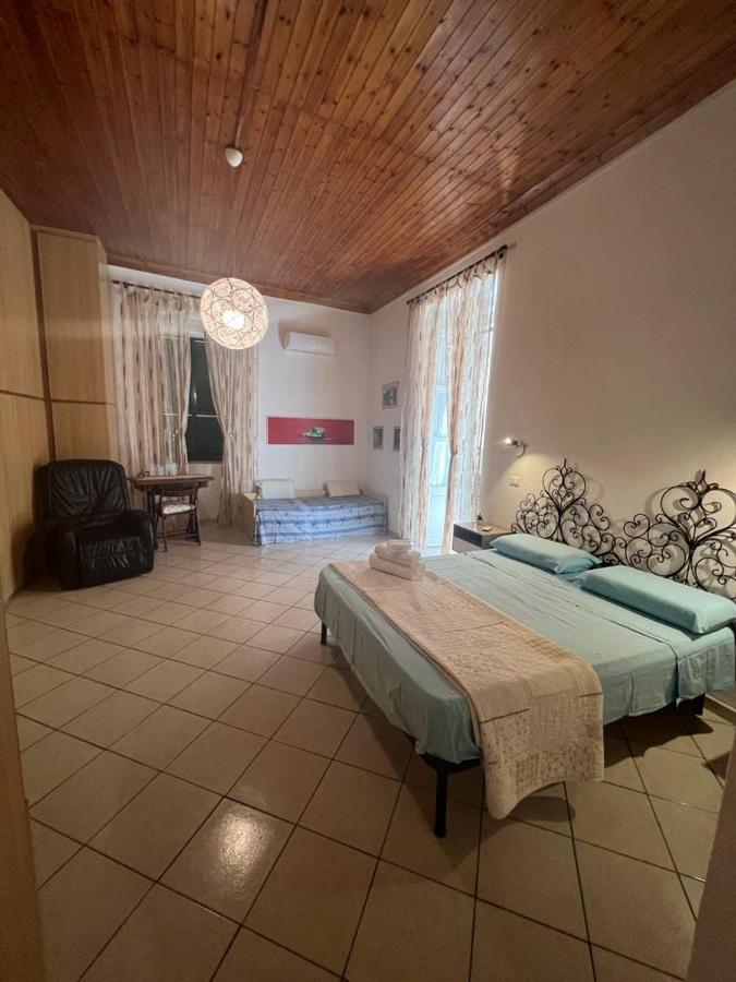 La Casina Nel Centro Apartment Tropea Exterior photo